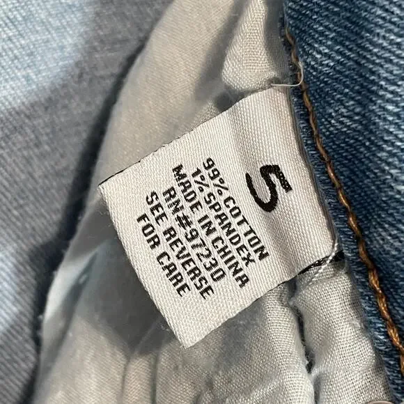 Almost Famous Destressed High Rise 90s Flare Jeans, sz 5 $44 - Picture 9 of 10